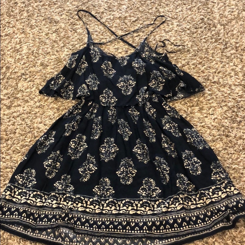 Dress - Picture 3 of 3